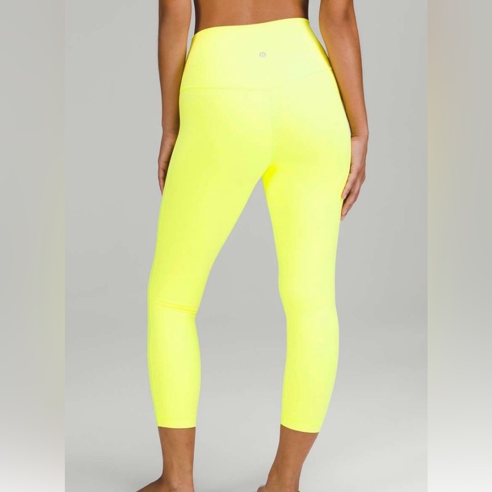 Lululemon Align High-Rise Crop 21" in Electric Lemon (neon yellow) color. Nulu